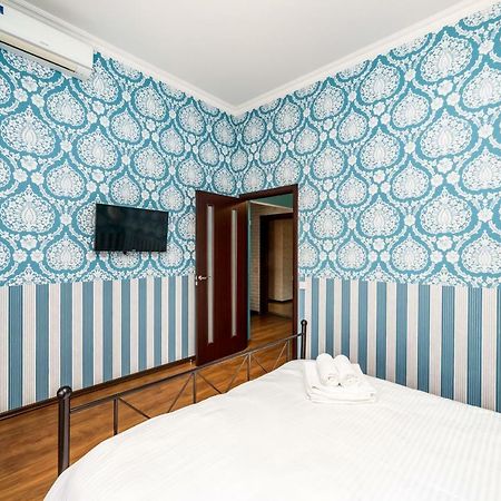 Stylish Apartment With A Balcony Overlooking The Park Odessa Eksteriør bilde