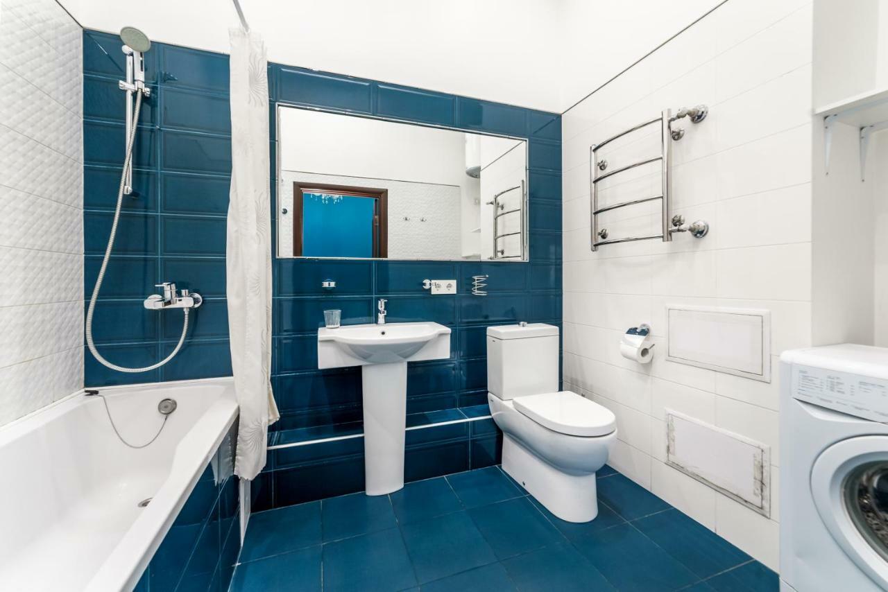Stylish Apartment With A Balcony Overlooking The Park Odessa Eksteriør bilde