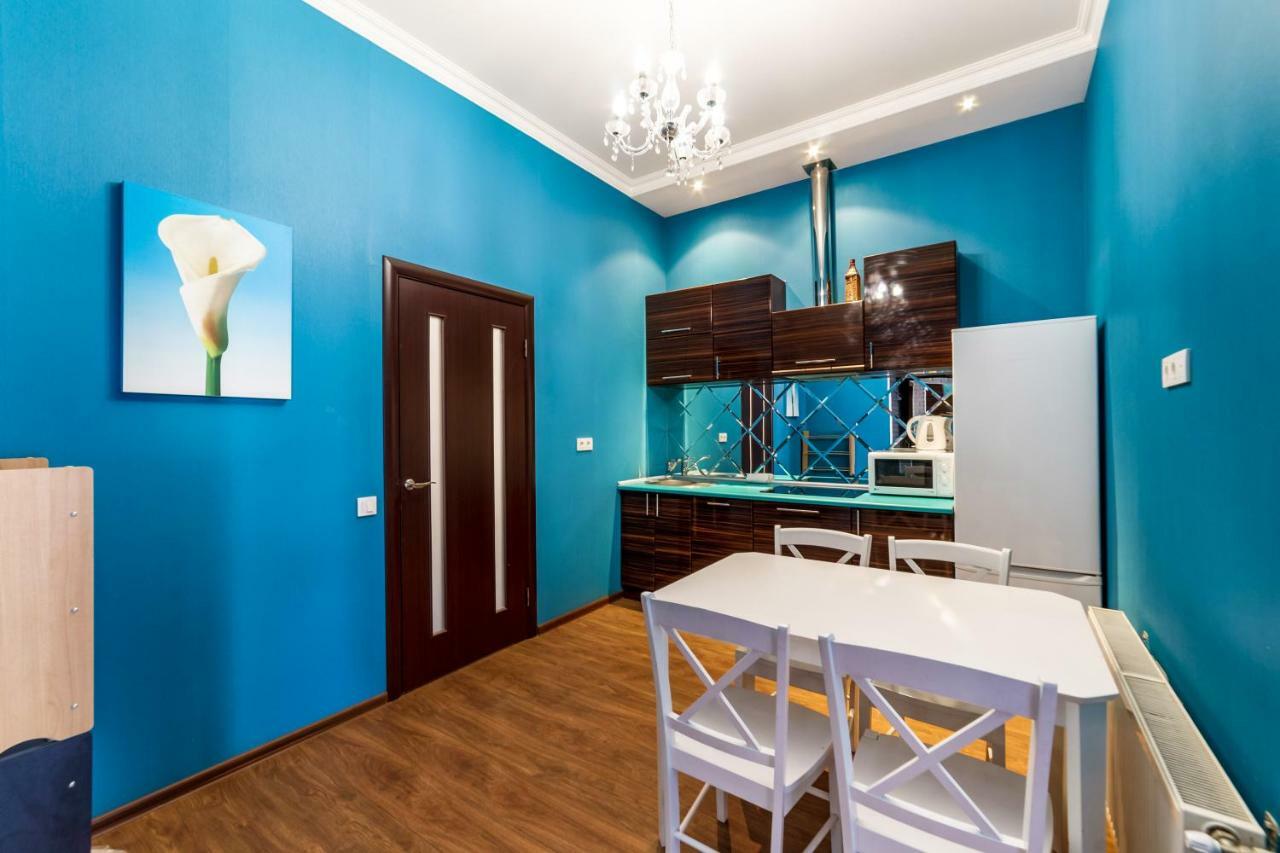 Stylish Apartment With A Balcony Overlooking The Park Odessa Eksteriør bilde