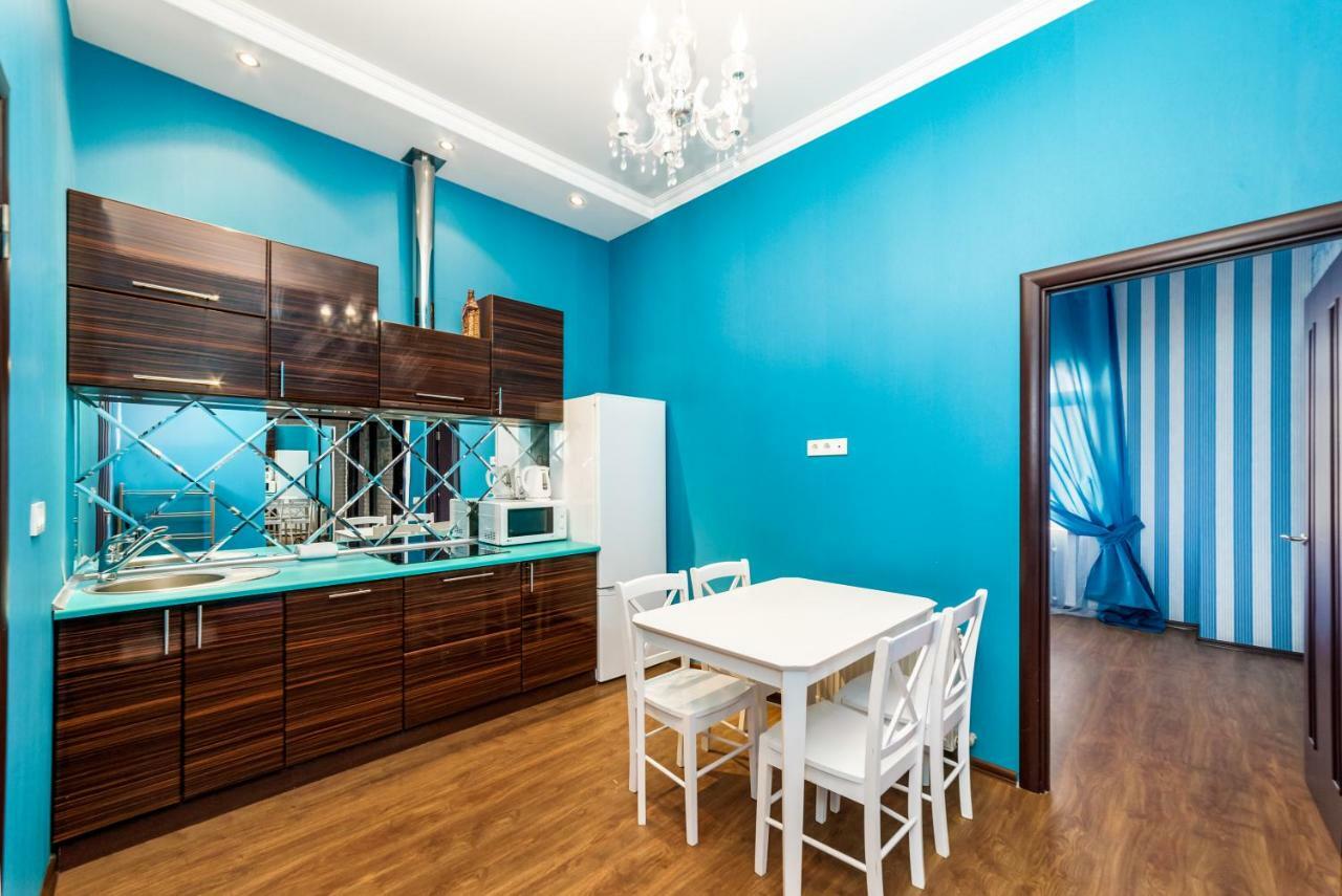 Stylish Apartment With A Balcony Overlooking The Park Odessa Eksteriør bilde